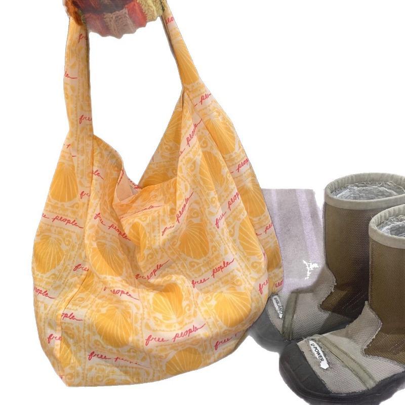 A Casual and Laid-back Large-capacity, Fresh and Artistic Single-shoulder Tote Bag