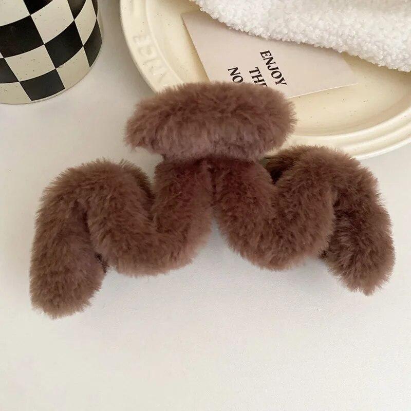 

Мягкие плюшевые когти в стиле ретро, ​​14 см, элегантная заколка для волос, зажим, большие заколки в виде акулы, заколки для волос для женщин, аксессуары для волос, модные головные уборы