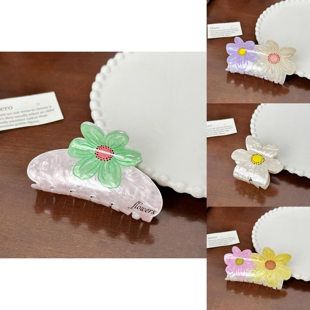 Stylish Acrylic Flower Hair Clips Available In Multiple Colors For Elegant Women's Hairstyles