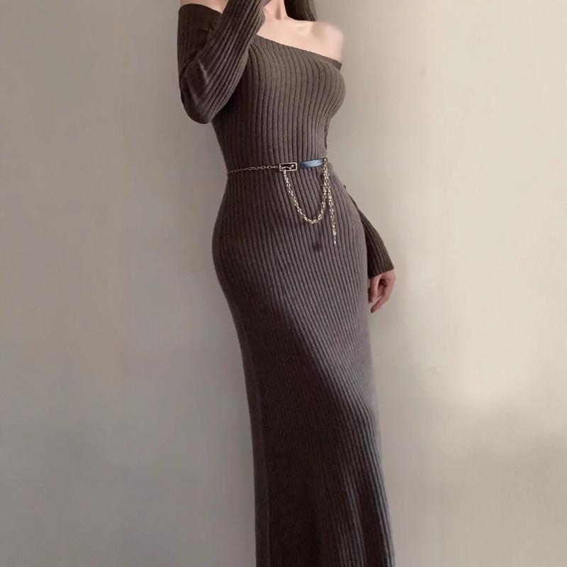 [] One-word Shoulder Base Knitted Dress for Women's Autumn and Winter, Super Good-looking Slim-fitting Inner Hip-wrapped Dress