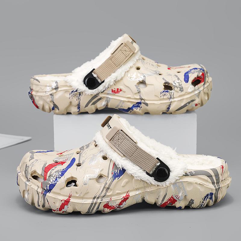 Fuzzy Men Clogs Outdoor Slippers Winter Fur Men Slippers Waterproof Garden Shoes Men Warm House Shoes Anti-slip Fur Slippers