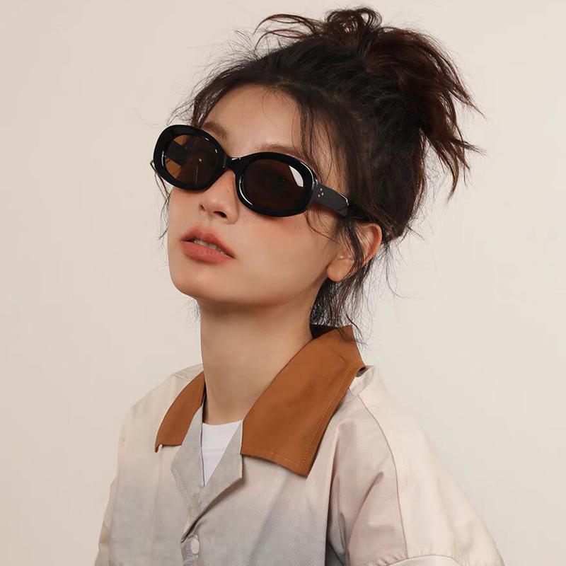 Versatile Fashion Sunglasses New Oval Frame Sun Glasses Retro Small Frame Eyeglasses Y2K Street Photo Glasses Female