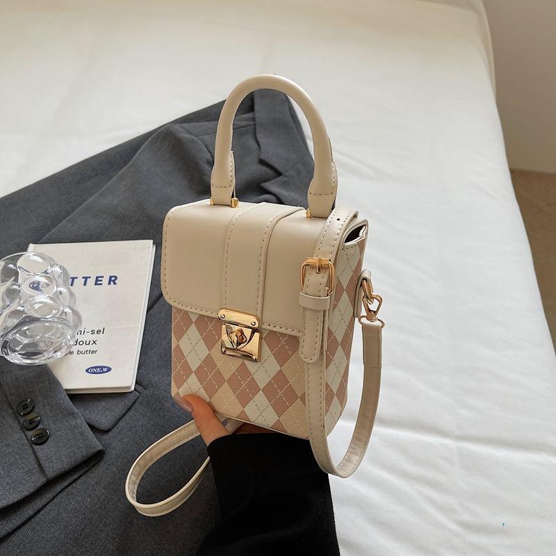 Французская нишевая дизайнерская сумка — фото 10