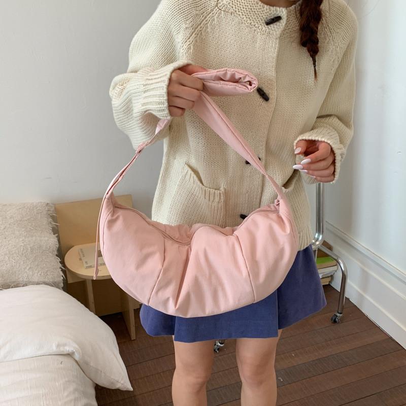 Canvas Duffle Bag For Women With Zipper Closure And Inner Pouch For Daily Use