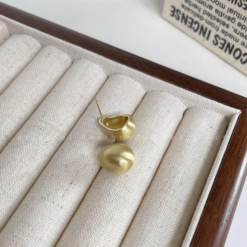 

Матовые серьги-пусеты в форме капли-боба - Женский роскошный универсальный дизайн