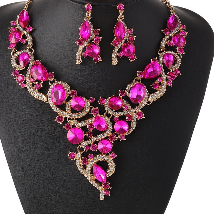 Retro Modeschmuck Set: Elegantes Halsketten-, Ohrring- und Armband-Set für Abendkleider