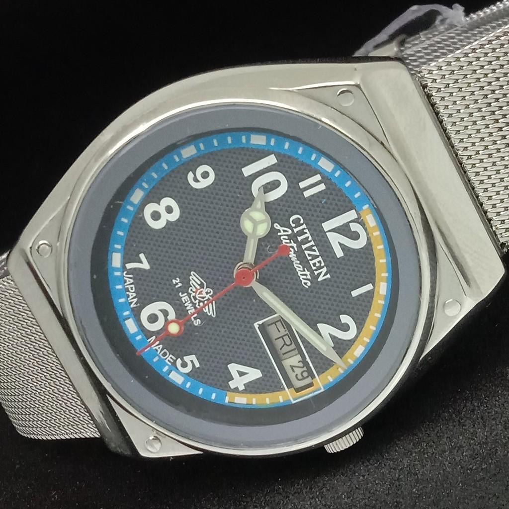 

USED VINTAGE CITIZEN AUTOMATIC 8200 JAPAN MENS D/D BLACK WATCH 528b-a277673-2 SKU528b-a277673