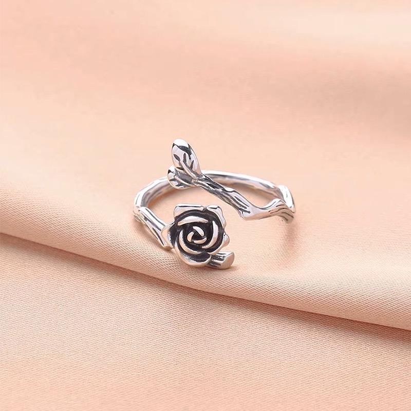 Chao Xiaobai Retro Aged Rose 925 Sterling Silver Ring - Simple and Elegant Japanese-Korean Design