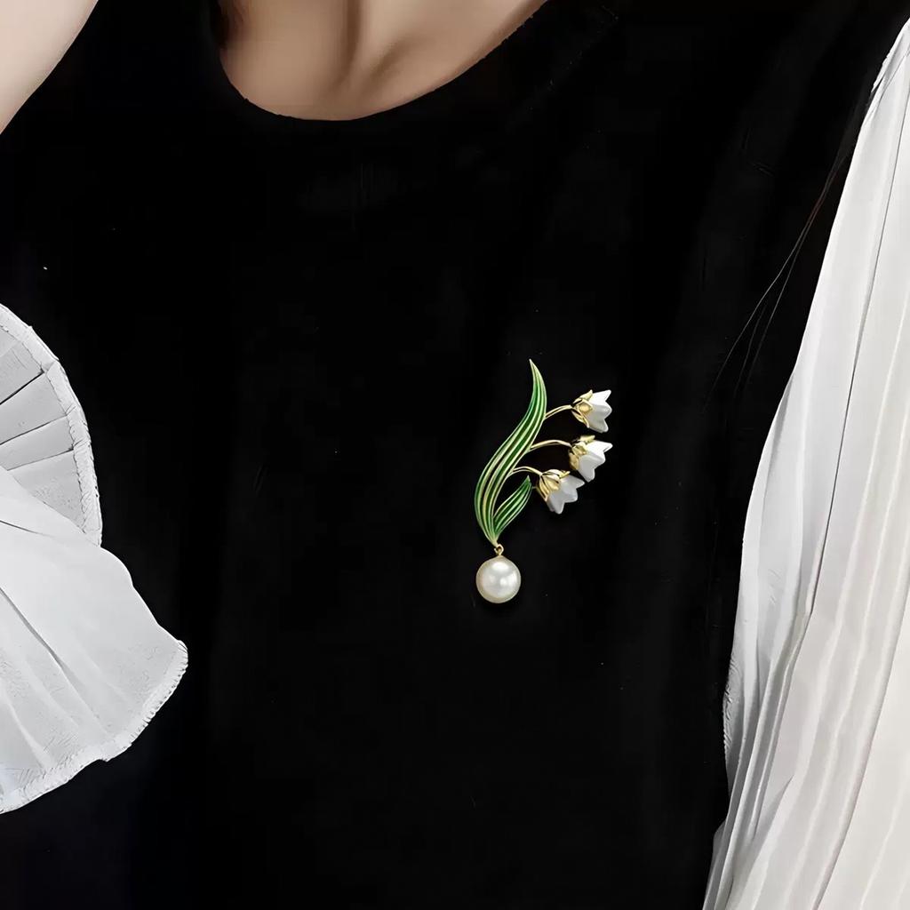Minimalist Lily of the Valley Brooch High Quality Pearl Enamel Flower Pin Elegant Design for Blazer Suit Accessories