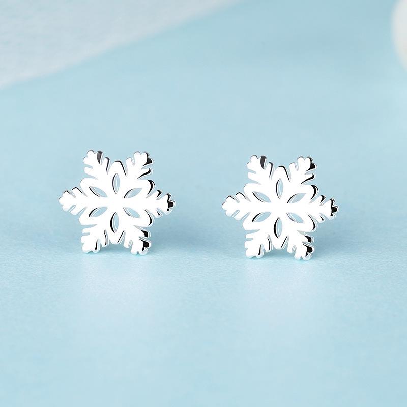 

Women s Versatile Christmas Snowflake Heart Stud Earrings
