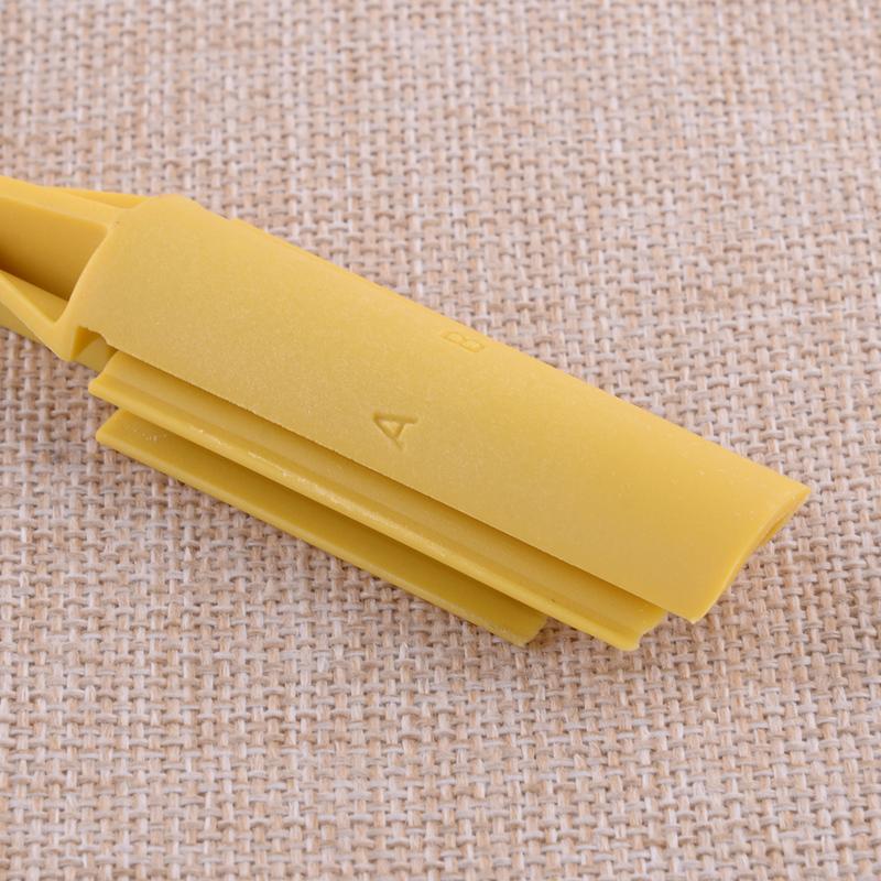 Plastic Yellow Fuel Tank Stopper Diesel Cap Refueling Unlock Key Plastic Fit for Land Rover Range Rover Sport Discovery 4