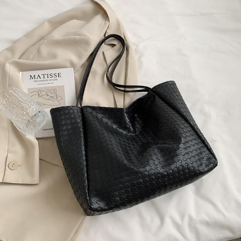 OEM Bags women's bag plus niche handbag imitation woven pattern shoulder tote bag