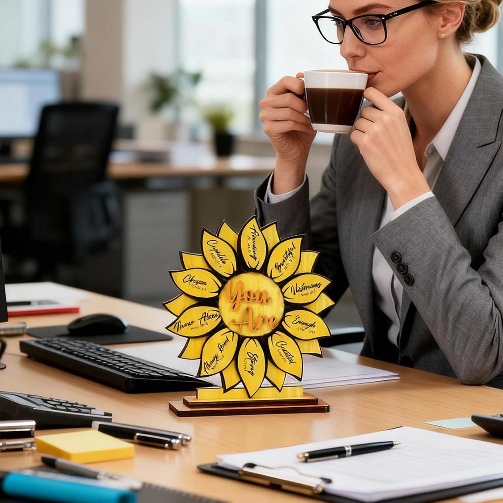 Sunflower Home Decor, Inspirational Gift - Wooden Sunflower Sign - Suitable For Women,  Girlfriends, And Daughters; Can Be Placed Home Bookshelf.