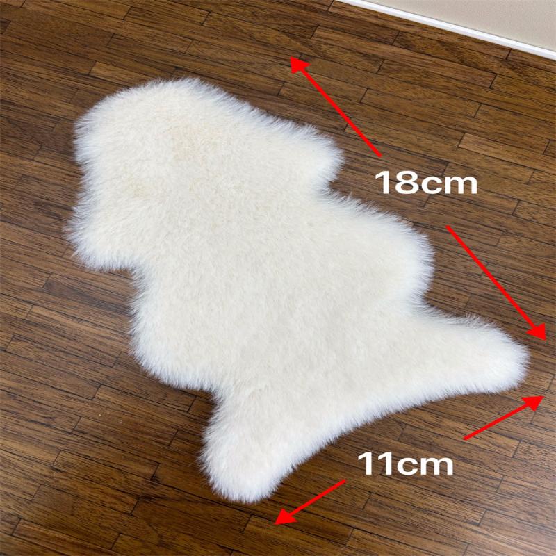 1/12 Dollhouse Imitation Sheepskin Plush Rug Model Dollhouse Bedroom Living Room Floor Mat Decoration Doll House Accessories