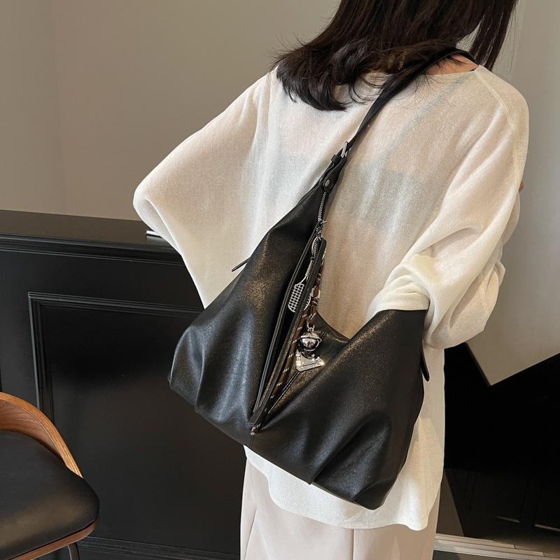 Herbst und Winter neuer Trend Mode lässige Tragetasche Damen 2025 retro vielseitig große Kapazität Schultertasche