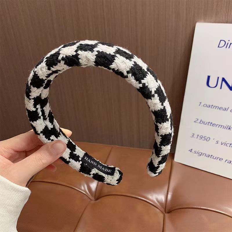 Women's Retro Korean Christmas Headband: High-End Autumn/Winter Hair Jewelry & Versatile Accessory