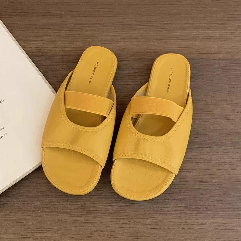 Retro Brown Niche Open-toed Sandals Fairy Shoes New Summer Flat-bottomed Cool Slippers