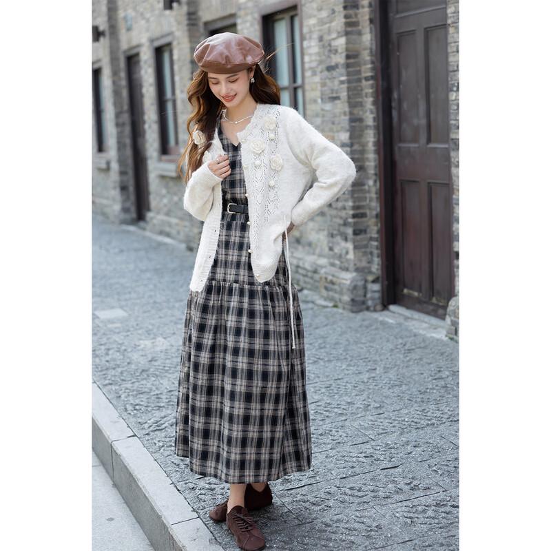 MokaNa 3D Floral Plush Knit Sweater