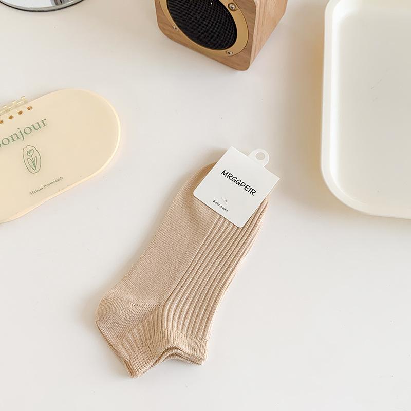 Female Spring and Summer Pure Color Pure Cotton Shallow Mouth Student Short Tube Socks