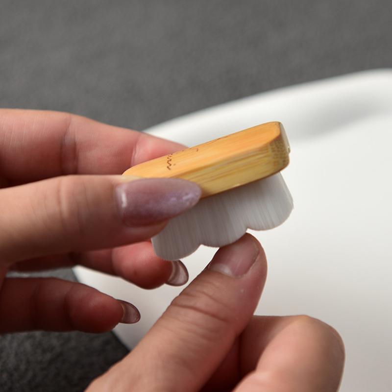 Nail Brush Wood Nail Brush Foot Dead Skin Grinding Scrubbing Tools Nail Art Accessories Cleaning Brush Manicure Supplies