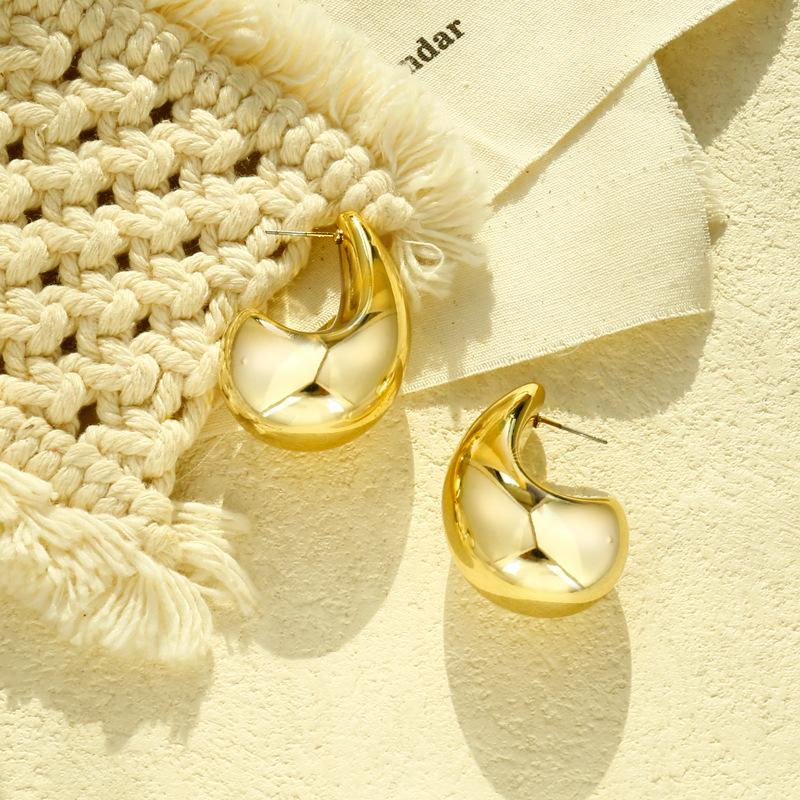 New Trend C-shaped Wide Dangle Earrings for Women Exaggerated Personality Gold Metal Earrings Geometry Unusual Earrings