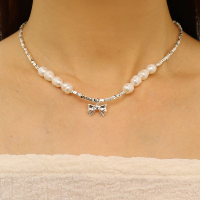 VINTAGEPINK Giselle Pearl Ribbon Silver Necklace [925 SV]