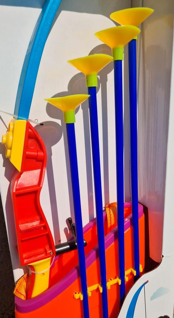 Bow And Arrows Set for Kids Childrens Sports Outdoor Shooting Toy Games