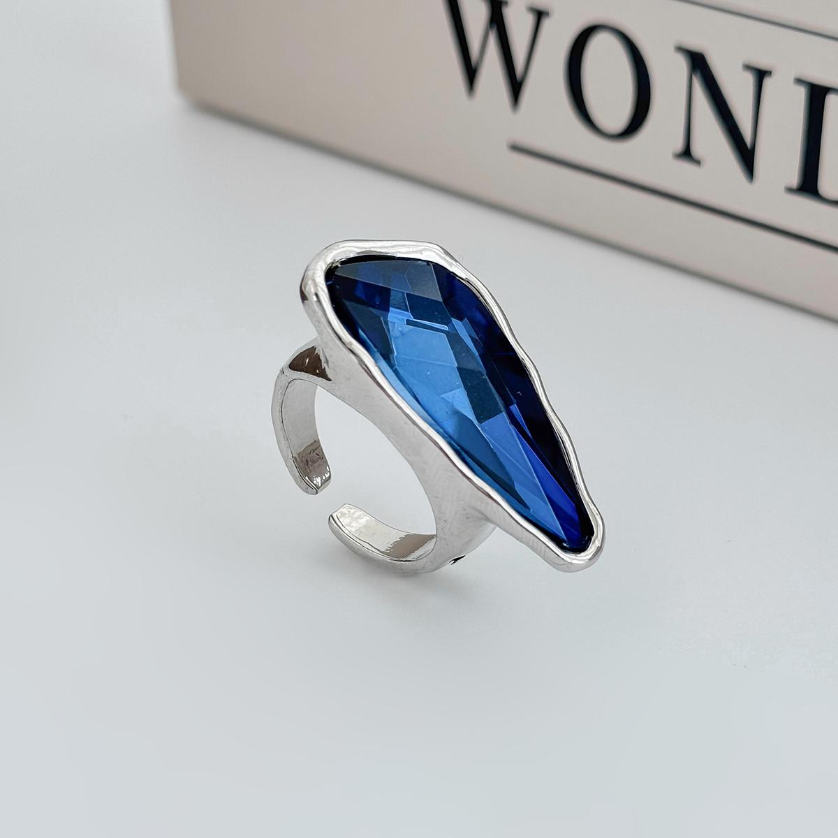 

SHIXIN 3 Colors Trendy Acrylic Rhinestone Triangle Open Rings for Women Simple Geometric Irregular Adjustable Knuckle Ring Party