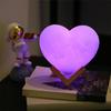 Herz-Nachtlicht 16-farbig USB-wiederaufladbar LED-Nachtlicht Herzförmiges Licht mit Ständer und Fernbedienung für den Valentinstag
