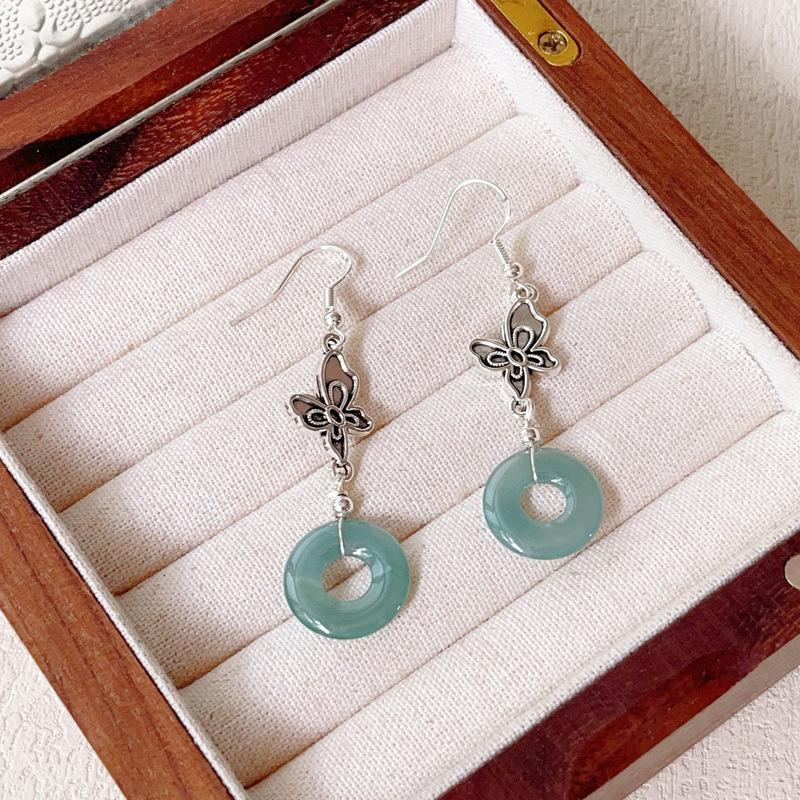 

Ice Sky Blue Blue Water Jadeite Safety Buckle Earrings Earrings Ear Ear Hook Earrings Earrings Pendant