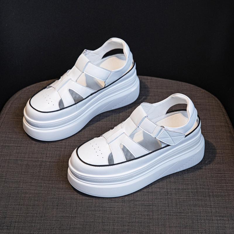 

New Retro Women s Thick-soled Shoes with Hollowed-out Toe Caps and Versatile Height-increasing Shoes 39