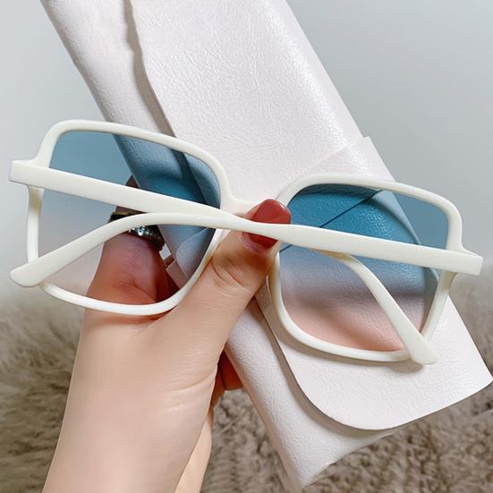 Sunglasses All-match Clear UV-proof` Ultralight Fashion Big Square Frame Gradient Sun Glasses for Taking Vacation