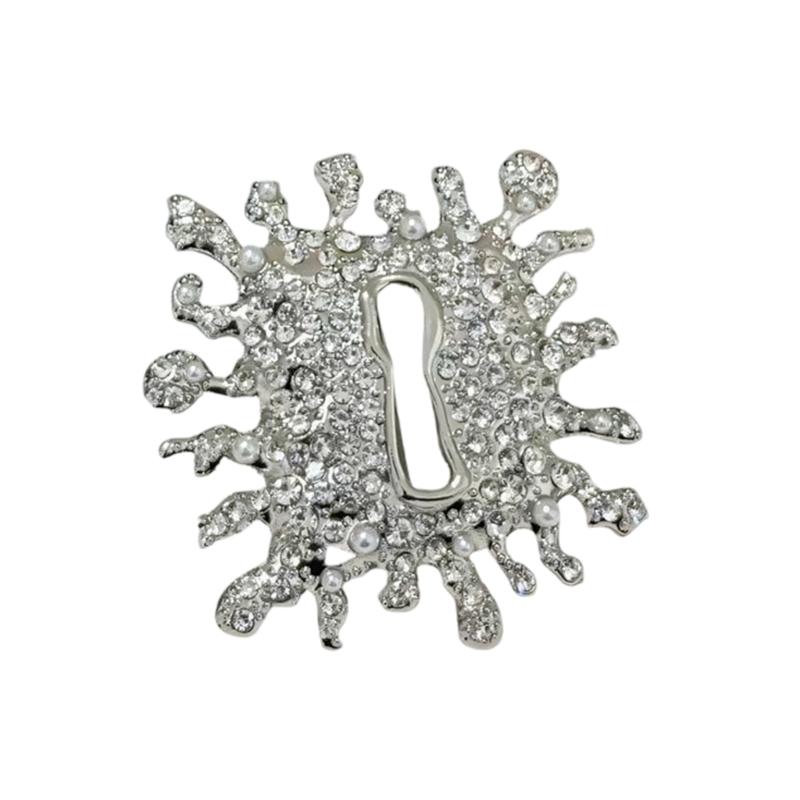 Преувеличенное Сияющее Коралловое Узорное Ожерелье-Кулон с Прорезью и Сочетающимся Брошью для Женщин Модная Шея Украшения