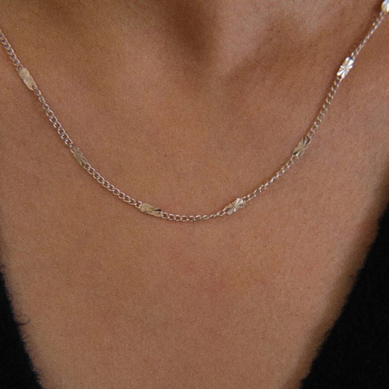 SEWNSWEN PLANT CHAIN NECKLACE