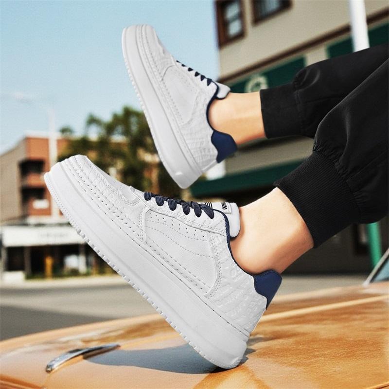 New Men's Classic Four Seasons Fashion Low Top Thick Sole Skateboarding Shoes Comfortable Soft Sole Basketball  Sneakers