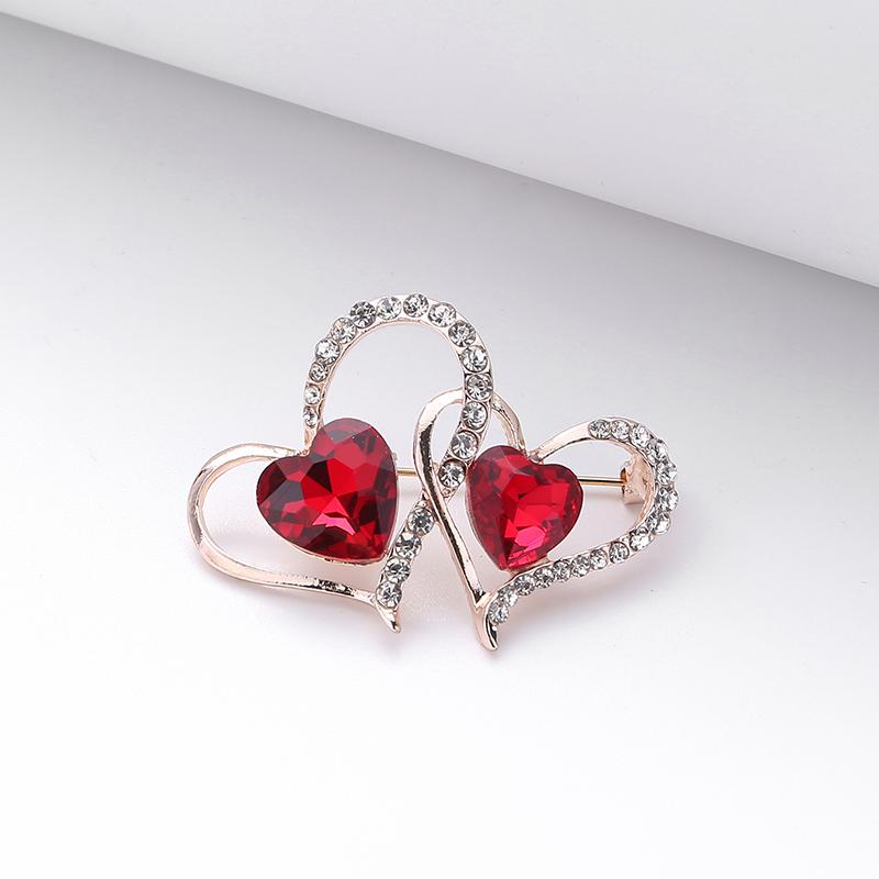 Red Rhinestone Love Heart Brooches Men Classic Valentine 'S Day Event Gathering Casual Brooches Pin Clothes Women Clips Giveaway GiftsClassic Jewelry
