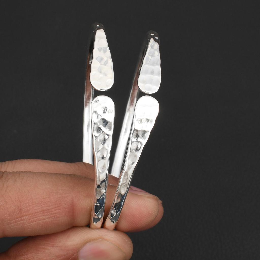 2Pcs Adjustable Vintage Hammered Metal Cuff Bangle Adjustable Silver Plated Open Bracelet  Bohemian Stacking Jewelry for Women