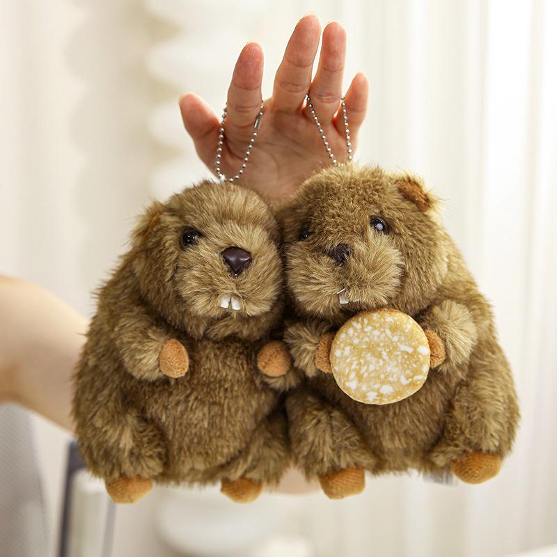 Screaming Marmot Plush Toy: Cute Mouse Pillow Doll for Girls' Birthday Gift Ornament