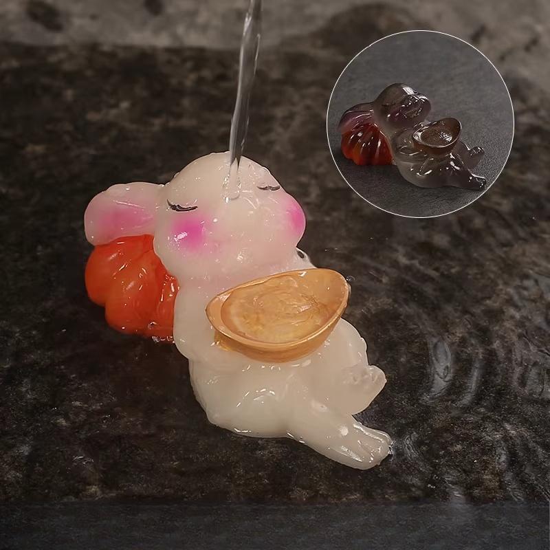 Little Rabbit Color Changing Tea Pet Cute Animal Ornaments Desktop Nourishing Tea Tray Decoration Home Tea Ceremony Accessories