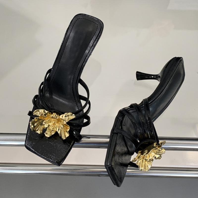 Fashion Liyke Elegant Square Toe Mules Low Thin Heels Modern Slippers Metal Flowers Designer Sandal Women Summer Party Prom Shoes White