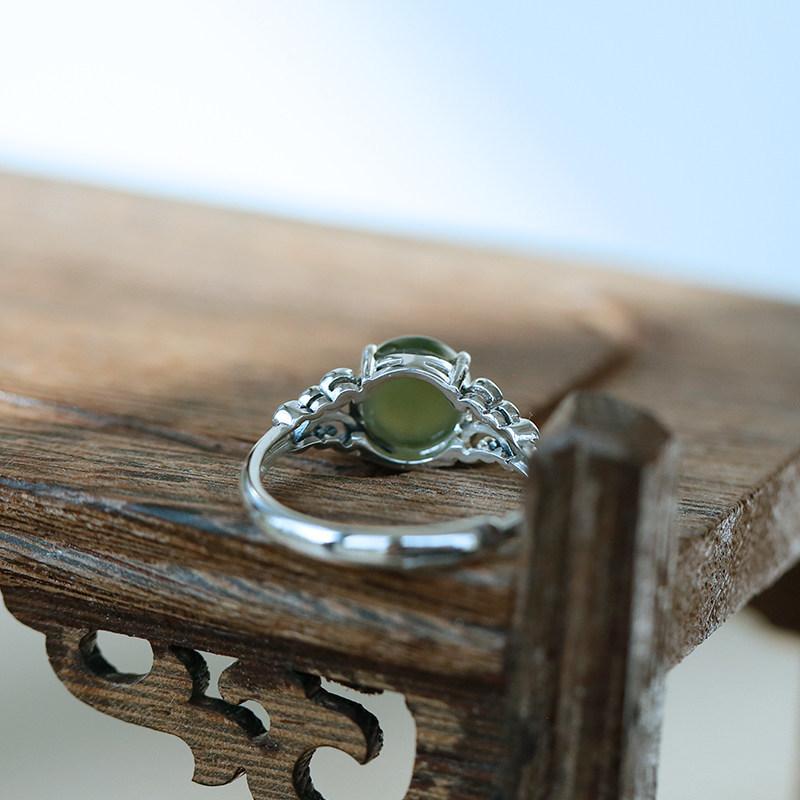 925 Sterling Silver Sapphire Hollow Pattern Retro Literary National Style National Style Live Mouth Ring Adjustable 2026