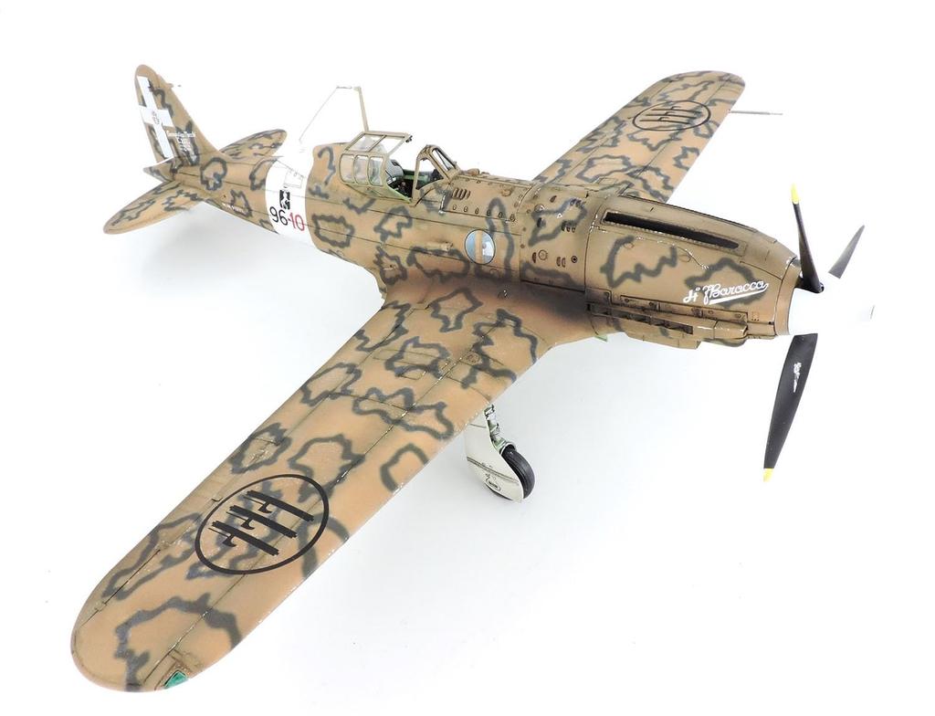 Italeri 1/32 Scale WWII Italian Macchi MC.202 Folgore Plastic Model Kit (IT2518JP) with Japanese Instruction Manual