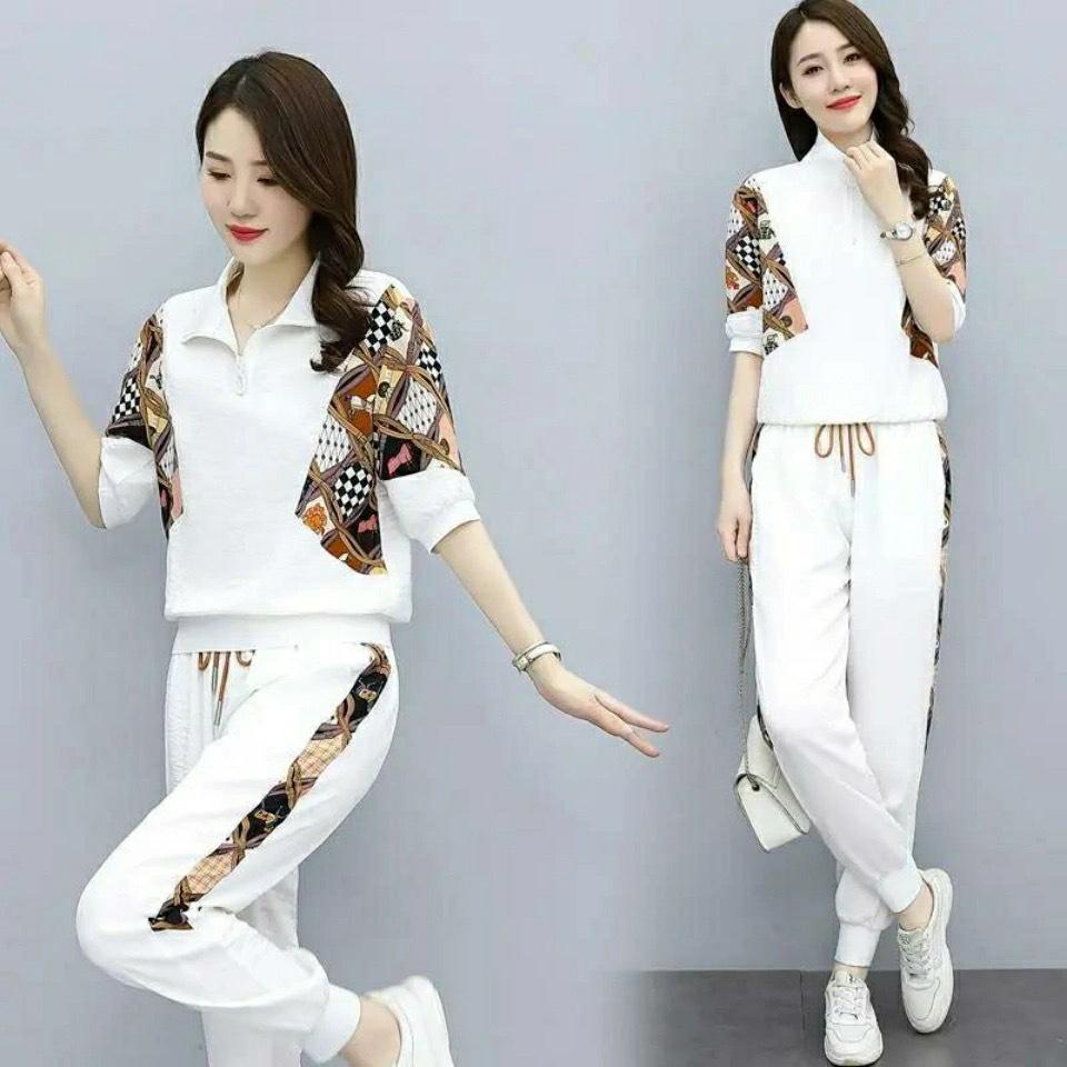 

Women s Summer 2023 Stylish Sporty Two-Piece Jogger Pants Set M білий