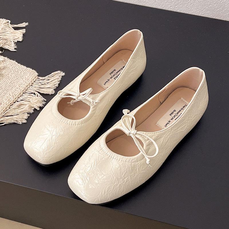 Temperament Square Head Bow Flat-soled Single Shoes Women's 2025 Spring Commuting Shallow Mouth Soft Sole Pleated Ballet Mary Jane Shoes