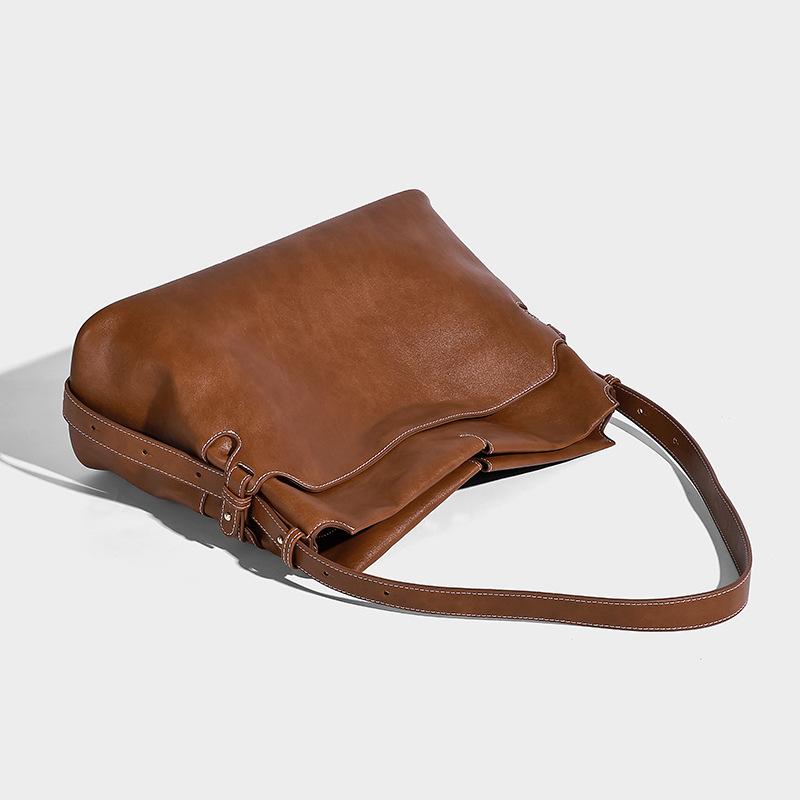 Niche design fashionable large-capacity shoulder bag for women, 2025 new winter large-capacity commuter tote bag