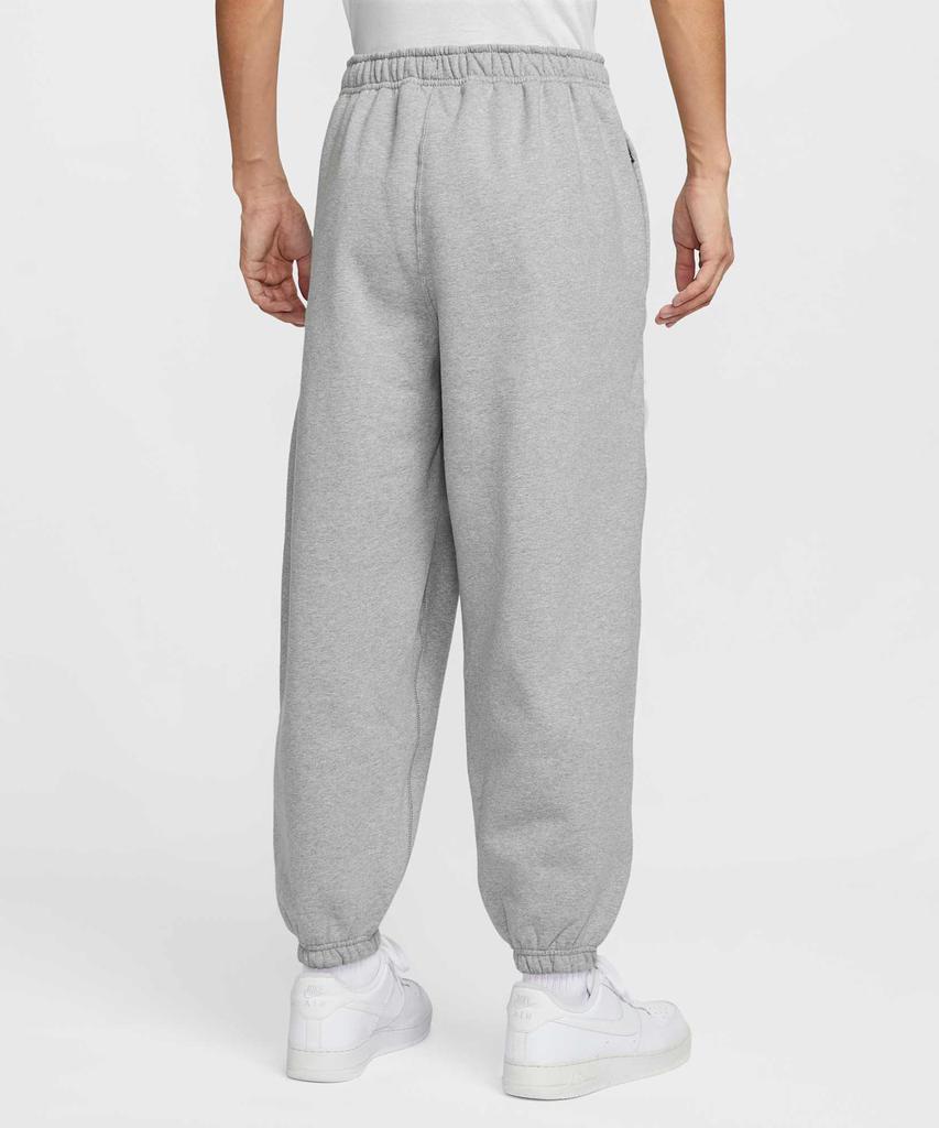 Nike מכנסי פליז Solo Swoosh עם שרוול מותן M - אפור כהה מנוקד:אפור מעושן בהיר:לבן / Hv1089-063