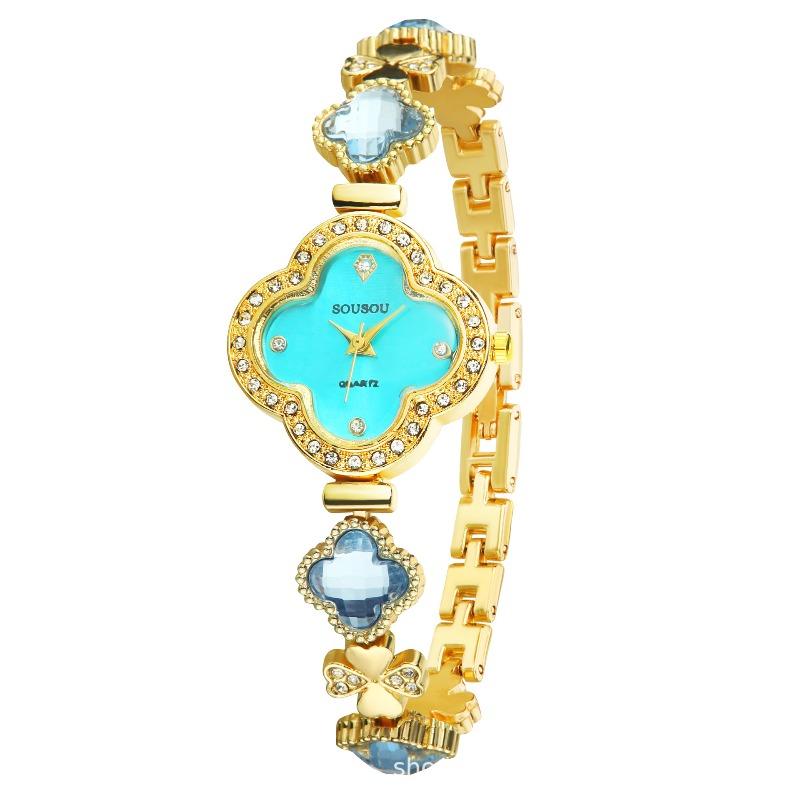 Fashionable temperament, light luxury, diamond studded bracelet, women's quartz watch, clover shaped wristwatch