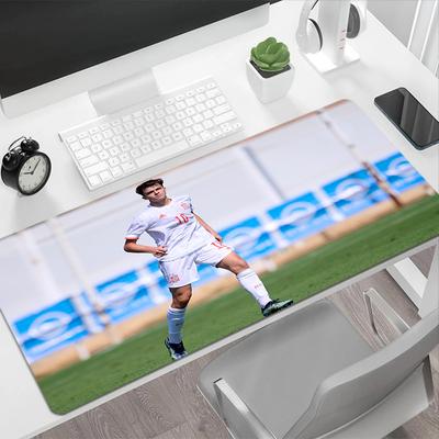 Youth Soccer Player Action Large Mouse Pad Gamer Mousepad Desktop Mouse Pad Non-Slip Rubber Base Office Desk Accessory