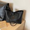 2025 Minimalist Large-Capacity Versatile Commute Handbag