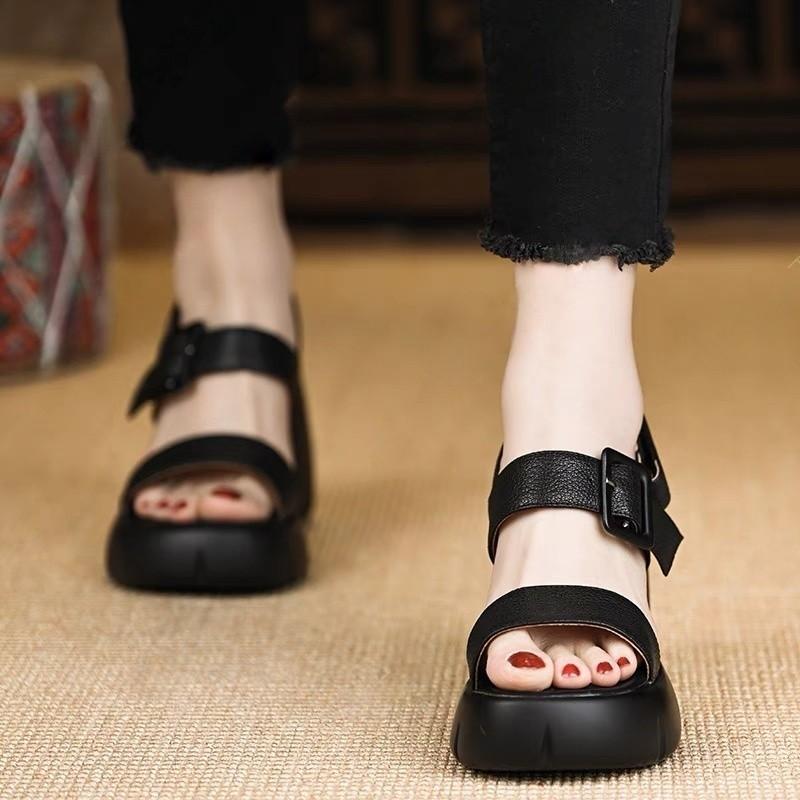 Fashion Block Heel Open Toe Roman Sandals Women's Summer New Round Toe Soft Leather Metal Buckle One-Line Platform Heels